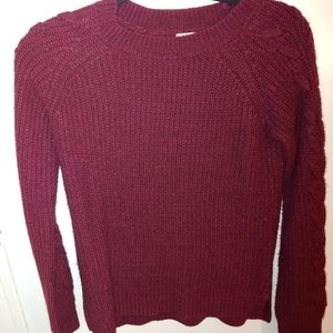 Maroon sweater